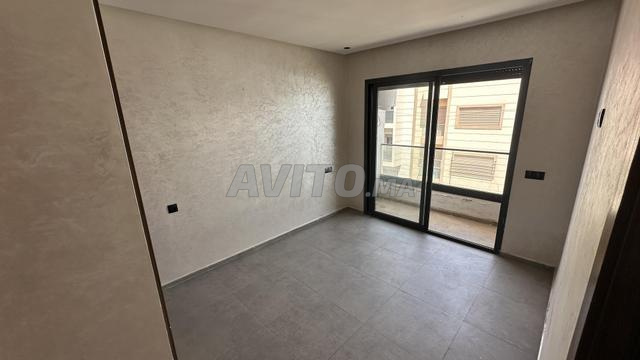 Studio non meublé, 45m quartier Perla - 2