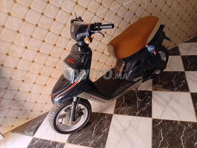 Scooter Yamaha Essence - 2