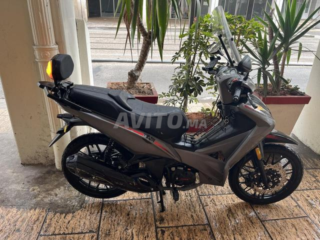 Moto à vendre en très bon état - 2