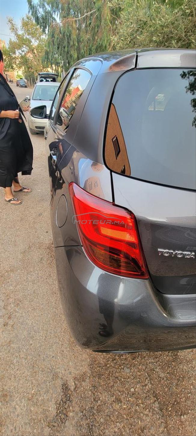 Toyota Yaris Essence Manuelle 2018 à Jrada