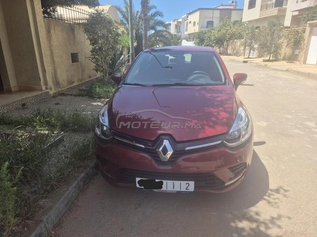 Renault Clio Essence Manuelle 2018 à Salé