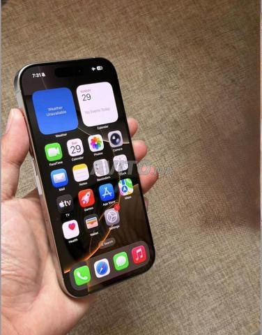 iPhone 16 Pro 128 Go 89 🔋 Pas de carte SIM 🛜 - 2