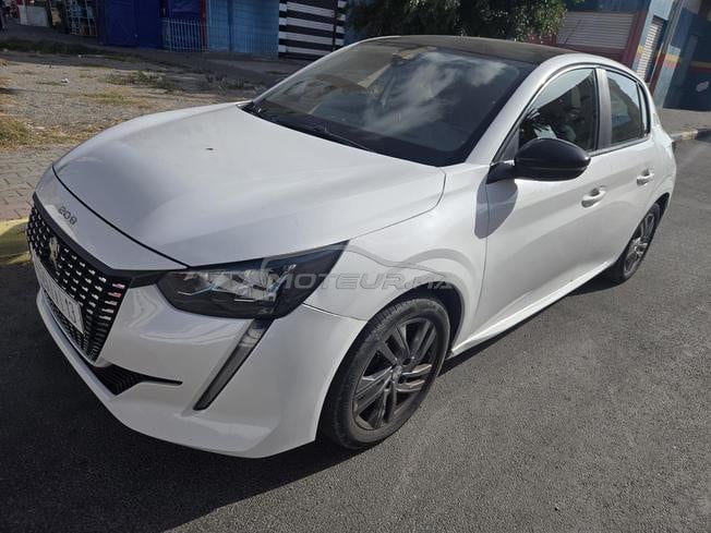 Peugeot 2O8 diesel toutes options 