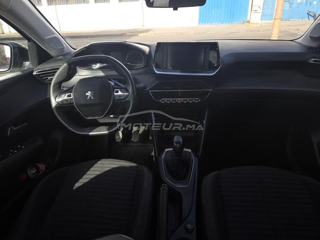 Peugeot 2O8 diesel toutes options 