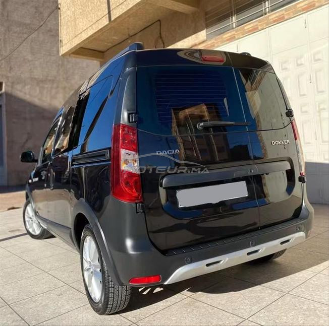 Dokker Stepway 2021 premeire main  2