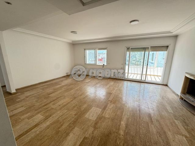 CMN-SI-1992 - Appartement à vendre à Gauthier