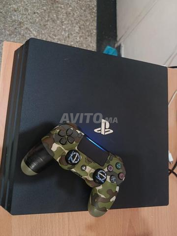 PS4 Pro flashé 1 tera avec manette. - 2
