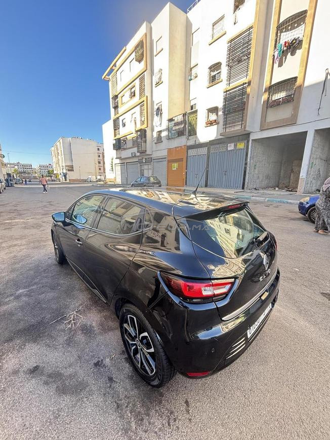 Clio 4 Intens 1.5 dCi Automatique 2019  124.000 km
