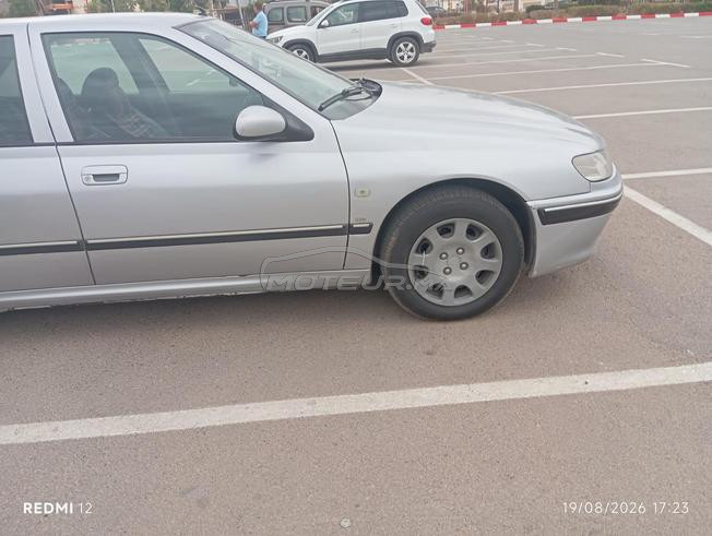 السياره بحاله ممتازه 