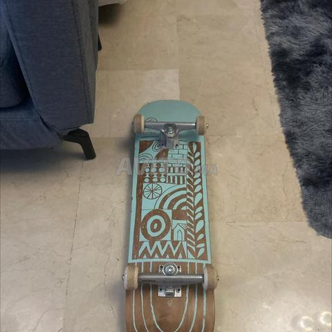 Skateboard presque neuf - 2