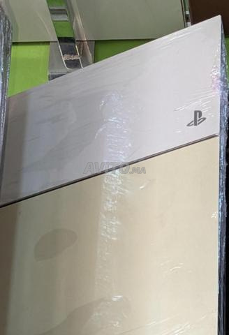 PS4 Slim propre au meilleur prix
