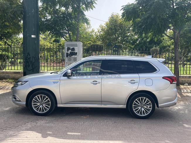 Mitsubishi Outlander phev Haybrid 