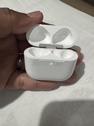 علبة سماعات Airpods 4 بدون سماعات أذن - 2