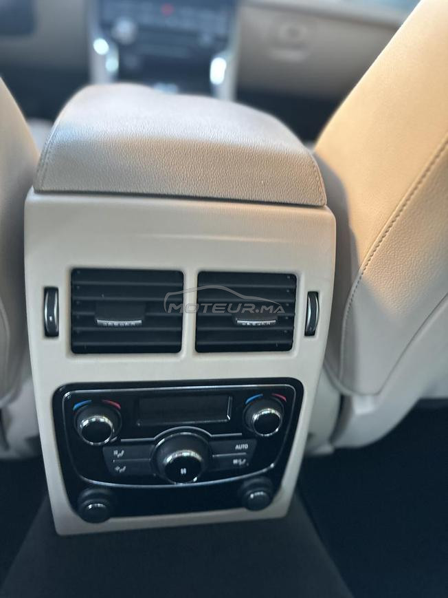 Jaguar XF 2.0 2016.