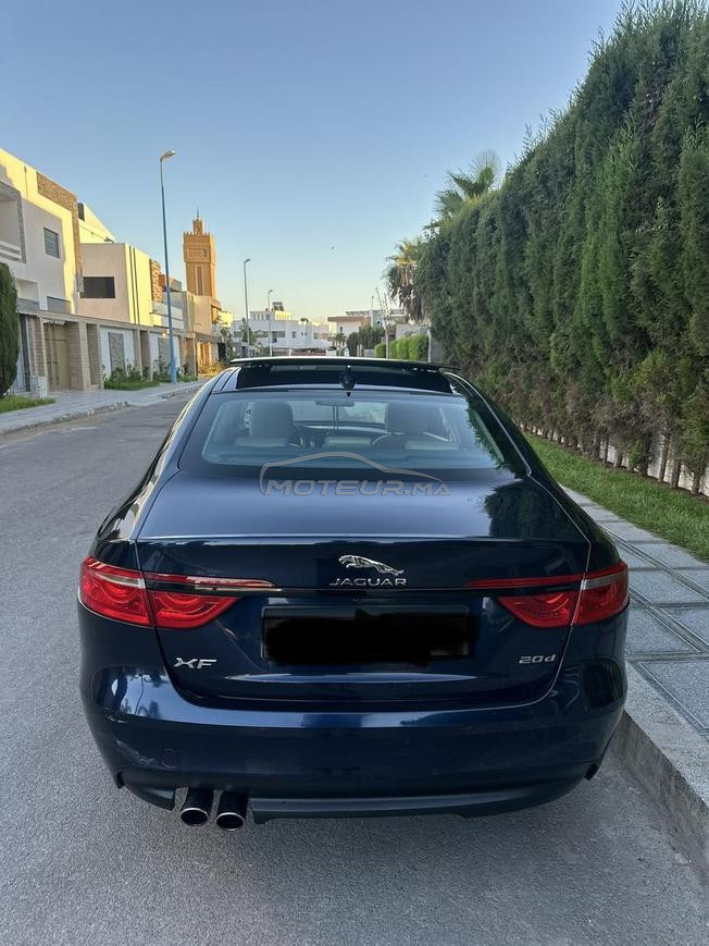 Jaguar XF 2.0 2016.