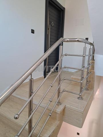 Appartement à louer pour employé marié dans un immeuble de construction récente