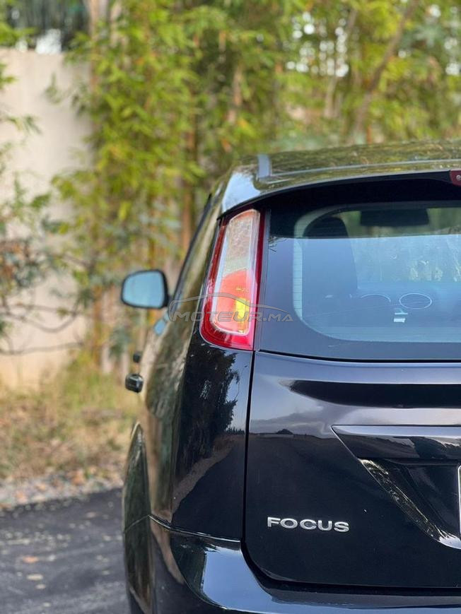 ford focus ghia 2011