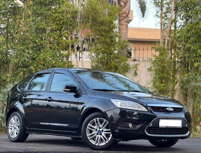 ford focus ghia 2011
