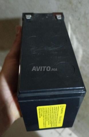 Batterie 12V 9Ah d'occasion