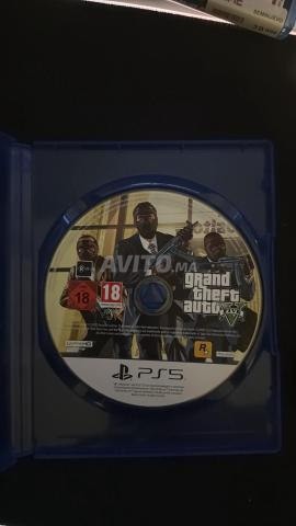 GTA V (PS5) - 2