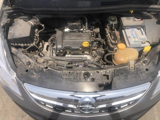 opel corsa très bon état 