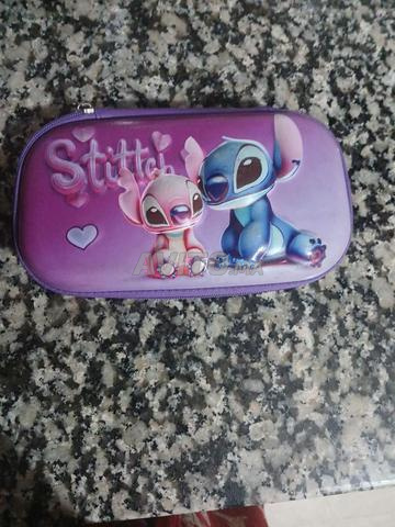 Trousse Stitch et Angel pour l'école, bon état