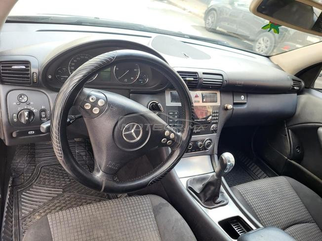 Mercedes benz classe E modél  2004 8cv diesel 