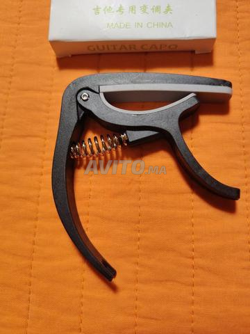 Capodastre de guitare neuf à vendre. - 2