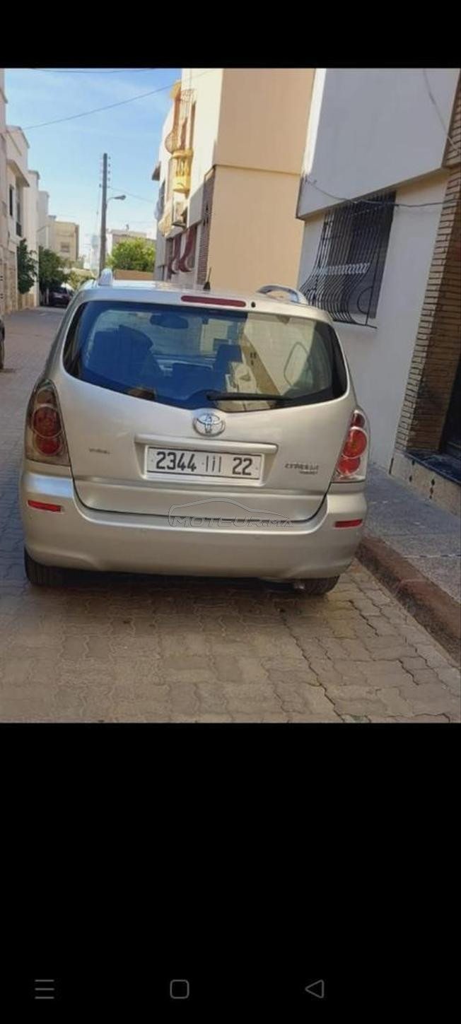 سيارة في حالة جيدة عائلية 