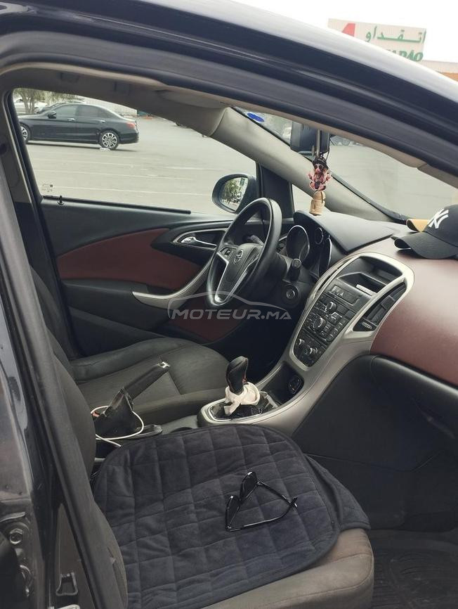 Opel Astra j essence 2010