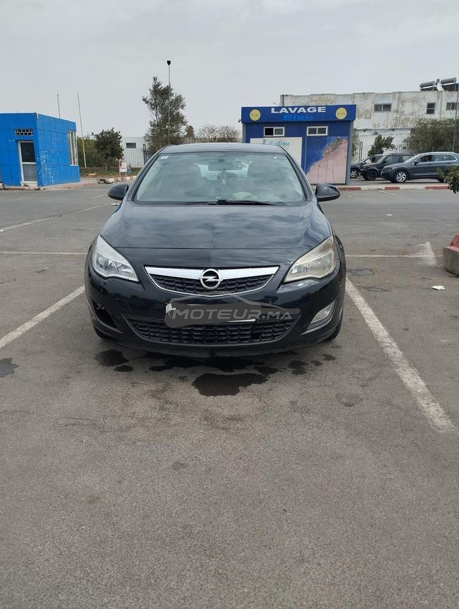 Opel Astra j essence 2010