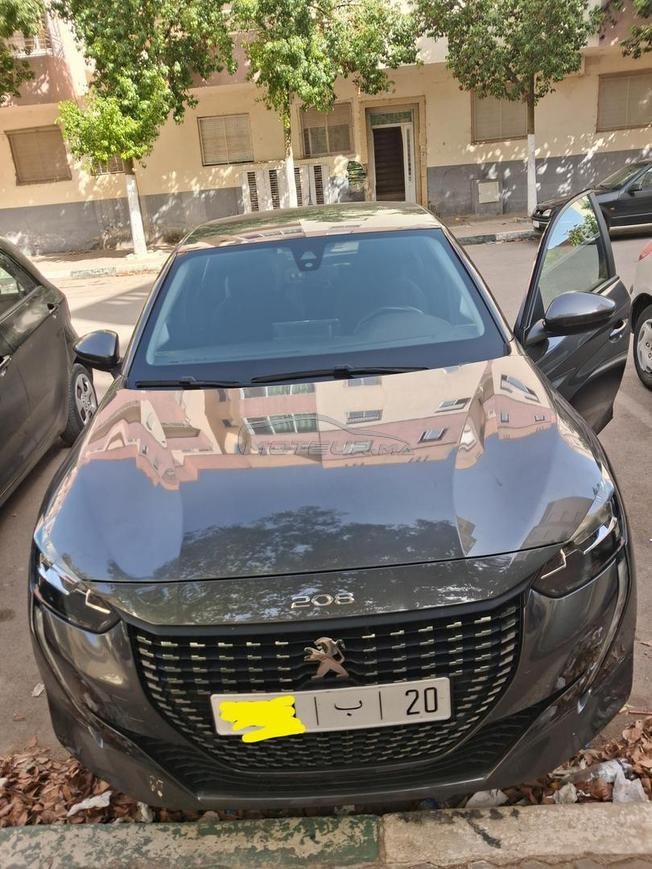 Peugeot 208 2021