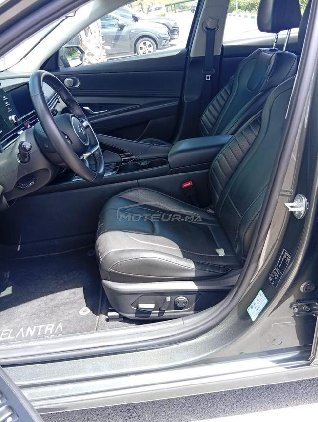 Hyundai elantra 2023 hybride 