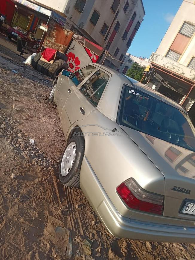  MERCEDES 250D