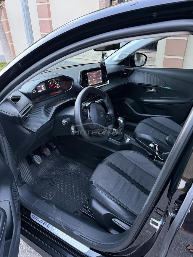 Peugeot 208 Diesel Manuelle 2020 à Tanger
