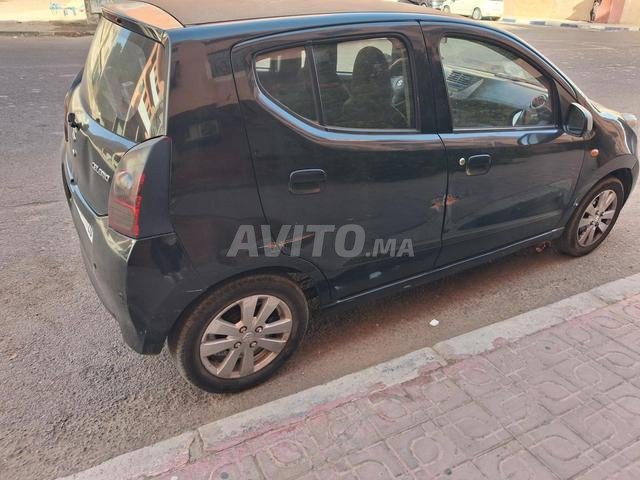 Je mets en vente ma voiture Suzuki celerio 2013.