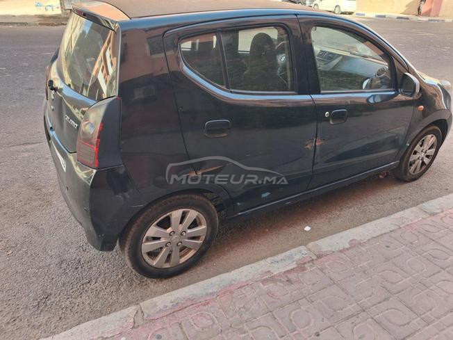 Je mets en vente ma voiture Suzuki celerio 2013.