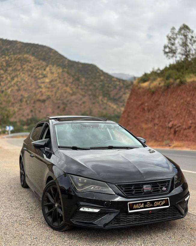 seat leon ba9i n9iya li chari merhba