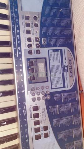 Piano en bon état et prix limité - 2
