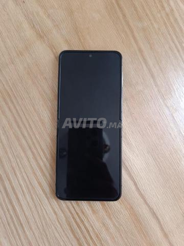 Samsung Galaxy Z Flip 4 - Bon état - 2