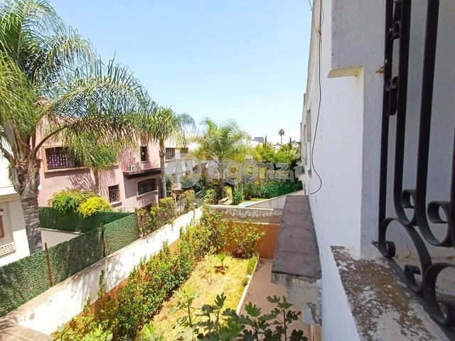 BOU-BO-1045 - Villa à vendre à Bouskoura
