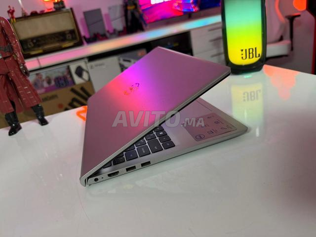 Dell inspiron 3520 i5-1235u 8Go ram 512Go SSD