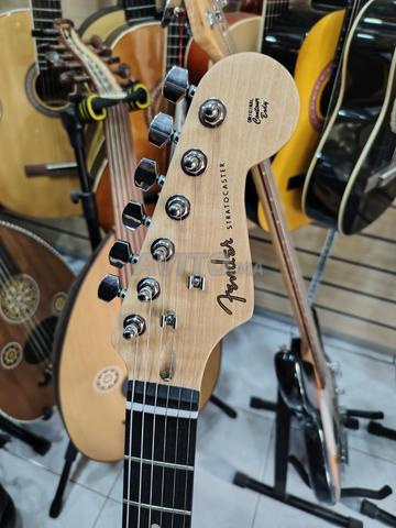 Guitare électrique Fender Stratocaster - 2