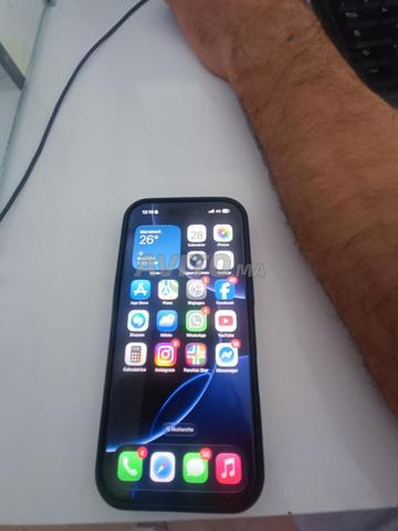 iPhone 16 PRO TITANIUM - 2