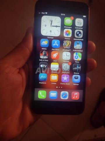 iPhone SE 64 جيجا بصمة و MDM مفعلين