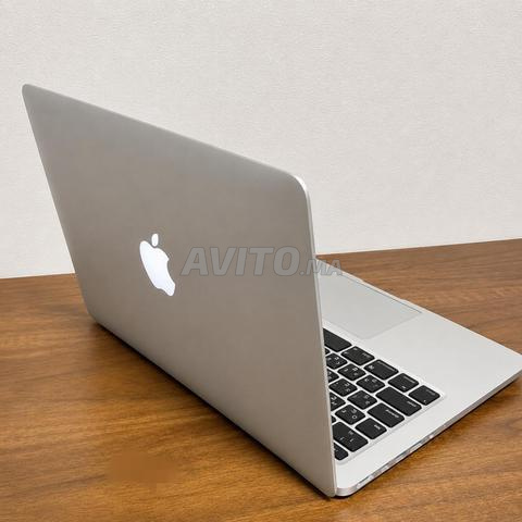 MacBook i5 pro Ram 8 disque SSD batterie 4h
