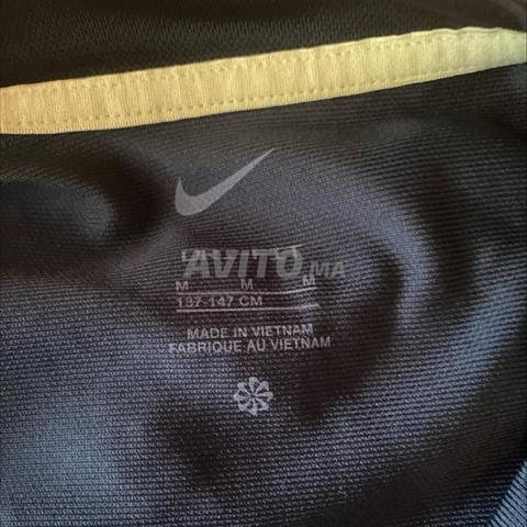 Ensemble Nike bleu marine, et jaune - 2