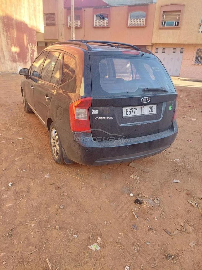 kia carens