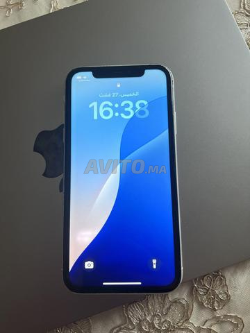 آيفون XR رسمي 128 جيجا، لا يزال جديدًا