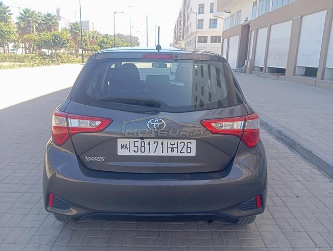   Toyota yaris (1er main)